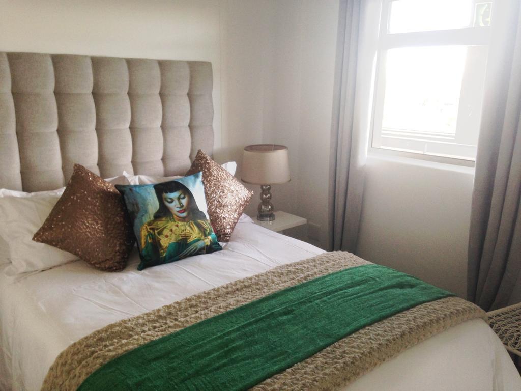 The Quadrant Apartments Cape Town Room photo