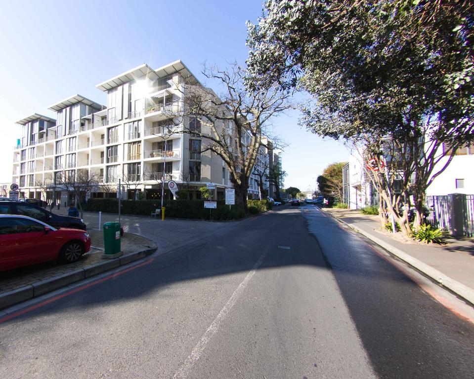 The Quadrant Apartments Cape Town Room photo